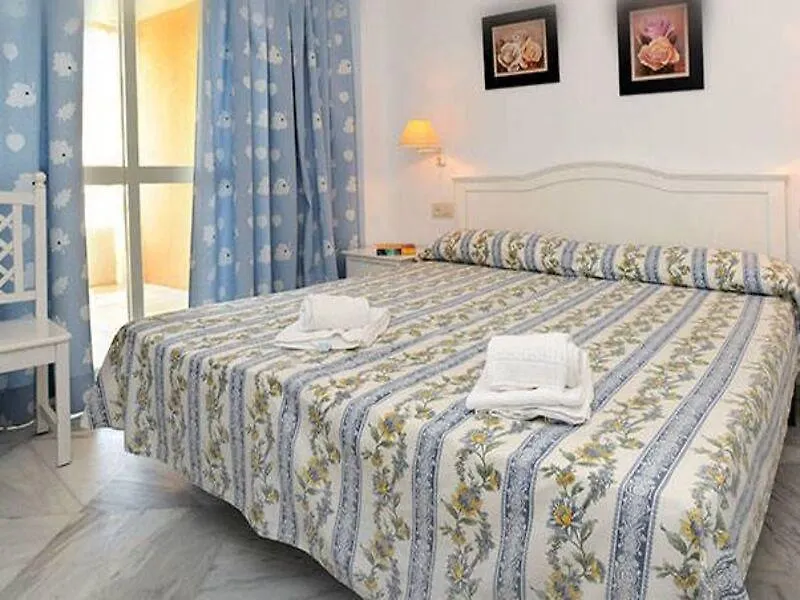 Leo Las Americas Islantilla