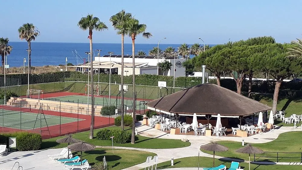 Leo Las Americas Islantilla Spain