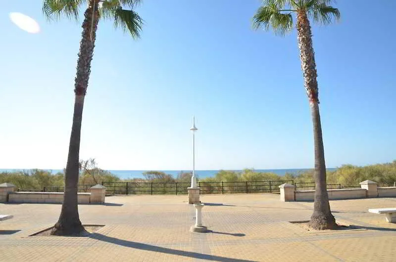 Leo Las Americas Islantilla